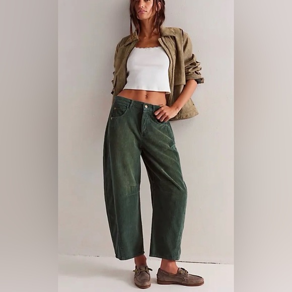 Free People We The Free Good Luck Mid-Rise Cord Barrel Jeans. NWT. Cypress - Picture 2 of 7